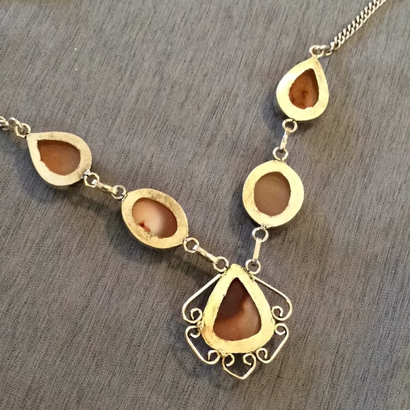 Quality Necklace - Picture 3 of 4